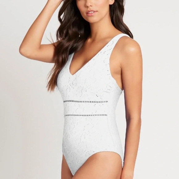 Sea Level Spliced Multifit Tank One Piece Underwire Cutout Plunge Swimsuit - Picture 6 of 6